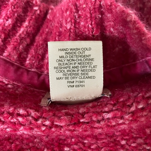L.L Bean Pink Sleeveless Vest - Picture 16 of 16
